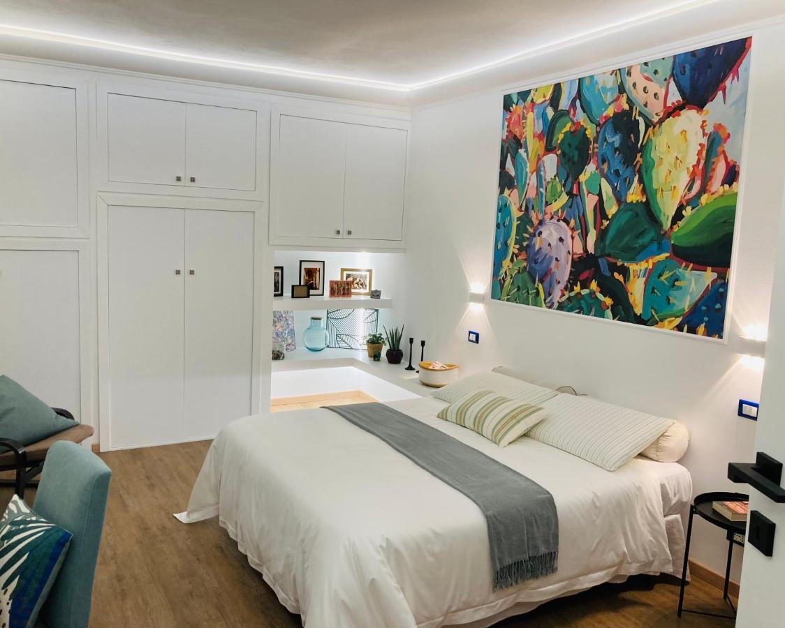 Lavica Di Mezzo Apartments 卡塔尼亚 外观 照片