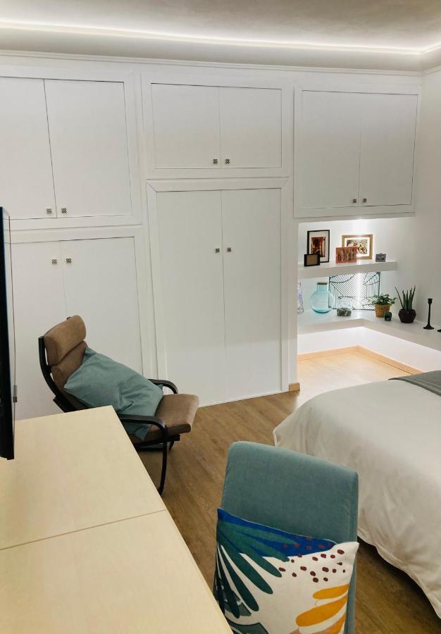 Lavica Di Mezzo Apartments 卡塔尼亚 外观 照片