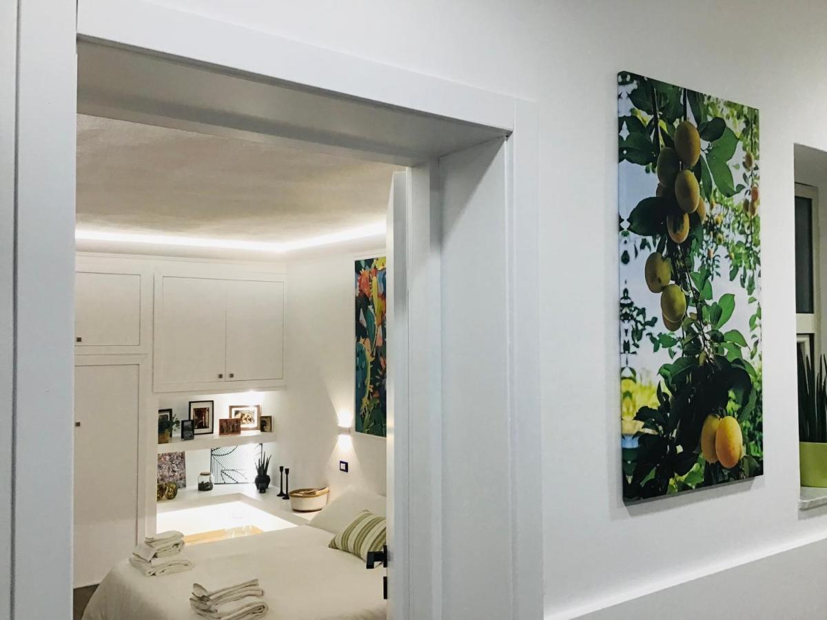 Lavica Di Mezzo Apartments 卡塔尼亚 外观 照片
